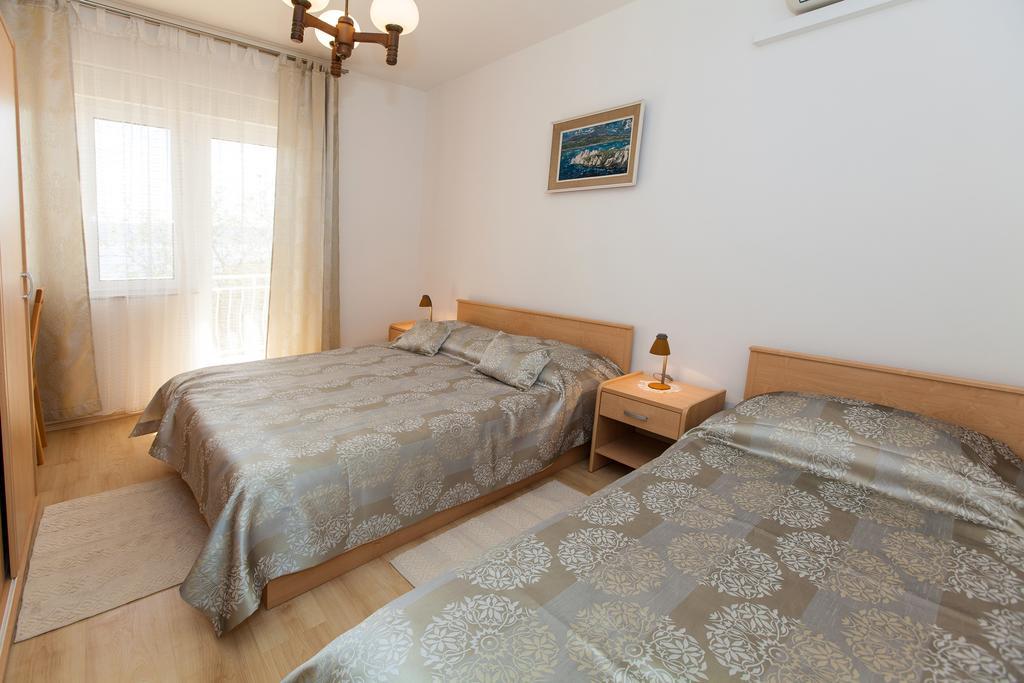Apartment Pavica Новий Винодольський Екстер'єр фото